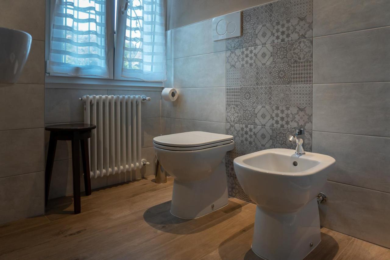 La Rosa Tra I Laghi B&B Мейна Экстерьер фото