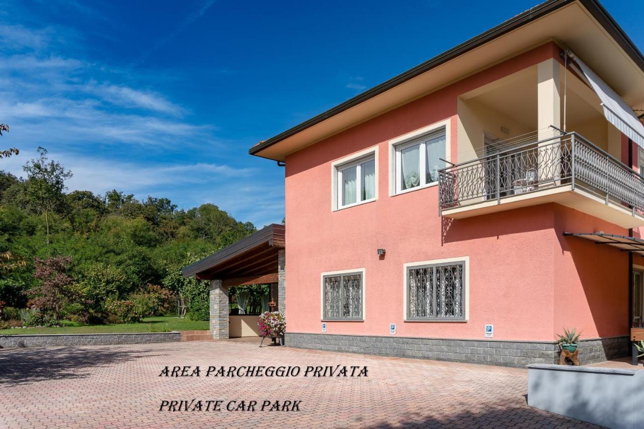 La Rosa Tra I Laghi B&B Мейна Экстерьер фото